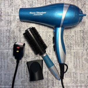 Babyliss Pro Nano Titanium blow dryer - blue